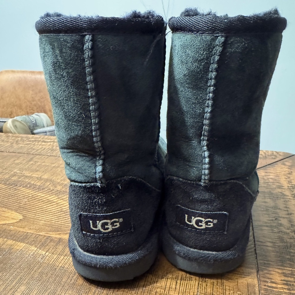 Girls Black UGG Boots-Size 3
